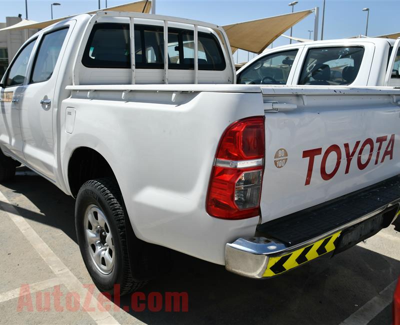 TOYOTA HILUX (MANUAL GEAR), V4- 2014- WHITE- 231 000 KM- GCC