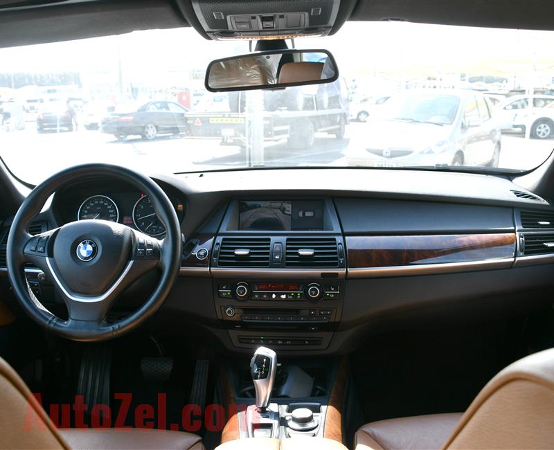 BMW X5, V8- 2009- GREY- 195 000 KM- GCC