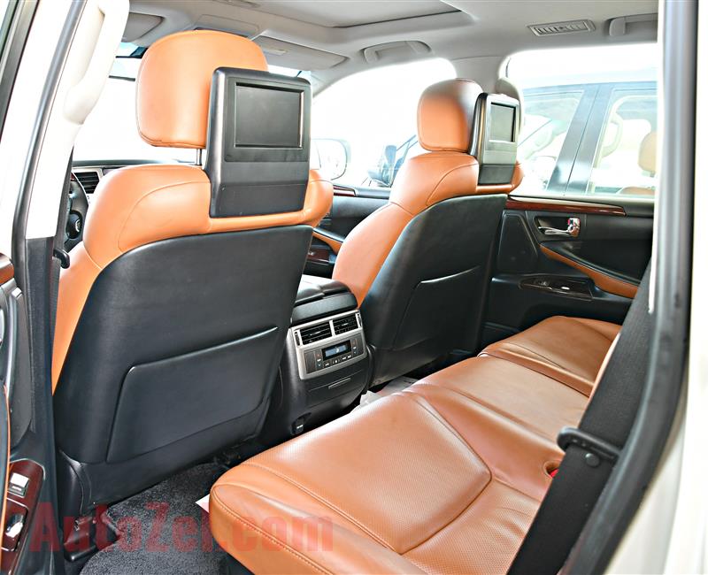 LEXUS LX570 MODEL 2013 - GOLD - 154000 KM - V8 - GCC 