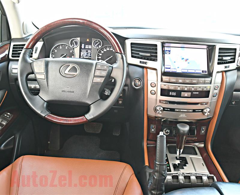 LEXUS LX570 MODEL 2013 - GOLD - 154000 KM - V8 - GCC 