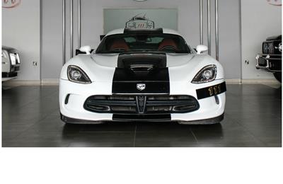 DODGE VIPER GTS- 2013- WHITE- 38 000 KM- GCC