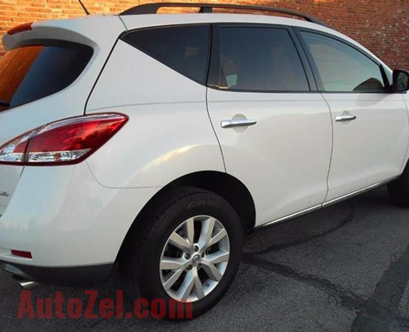 Senior executive lady driven SUV Cross over Nissan Murano in immaculate condition 