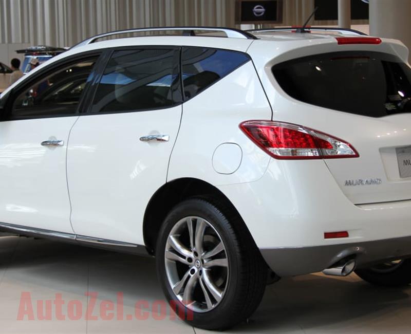 Senior executive lady driven SUV Cross over Nissan Murano in immaculate condition 