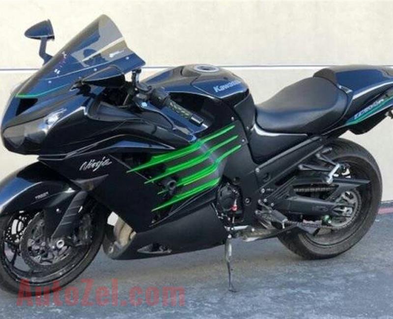 Hello brothers, selling my 2017 Kawasaki Ninja zx-14r ABS