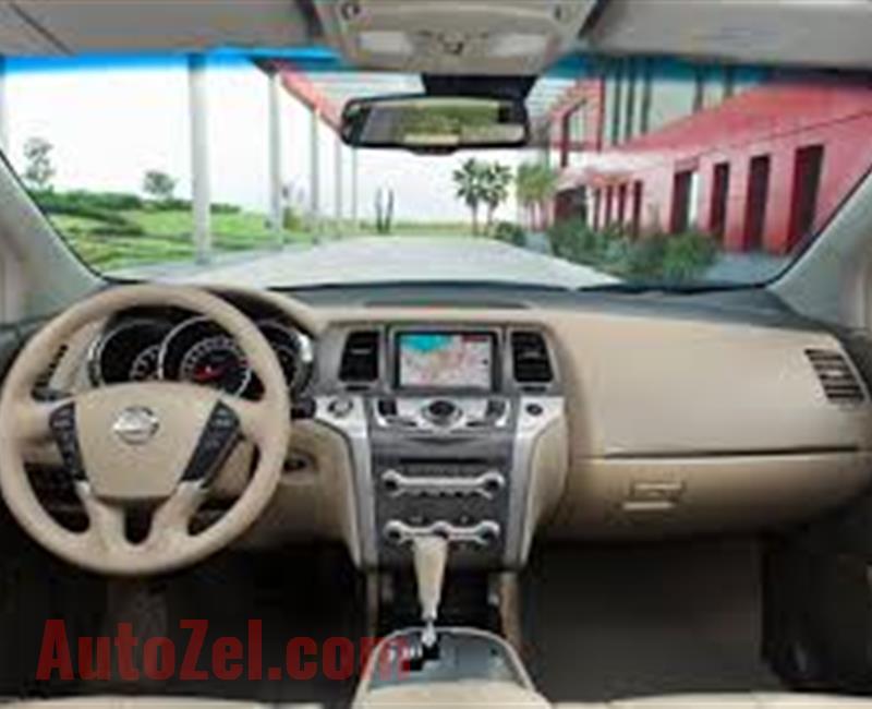 Senior executive lady driven SUV Cross over Nissan Murano in immaculate condition 