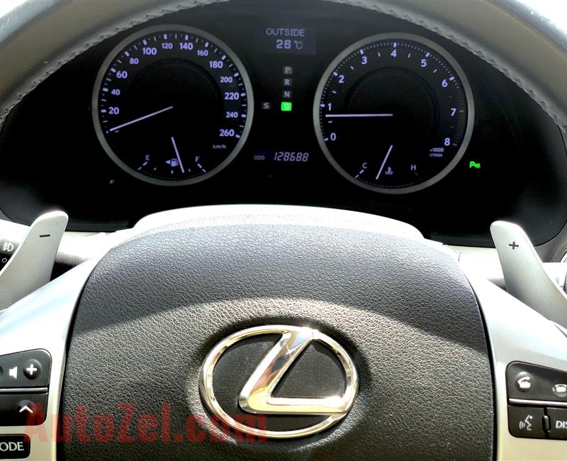 Lexus IS300 - Perfect Condition - 2012 - GCC