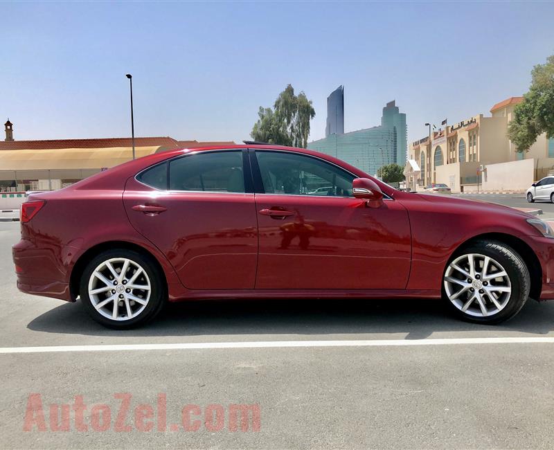 Lexus IS300 - Perfect Condition - 2012 - GCC