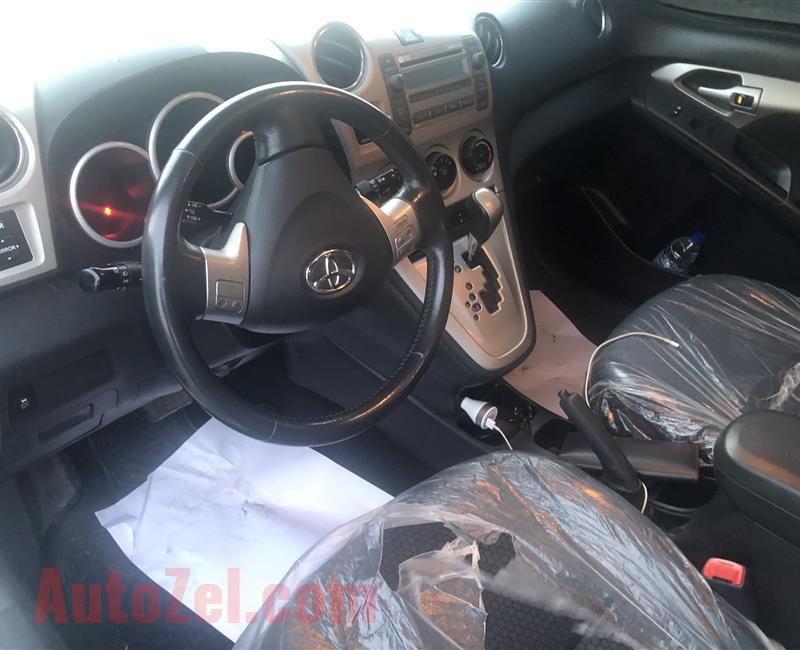 Toyota Matrix 2009 model fulloptiin RTX accident free13500 Dhs