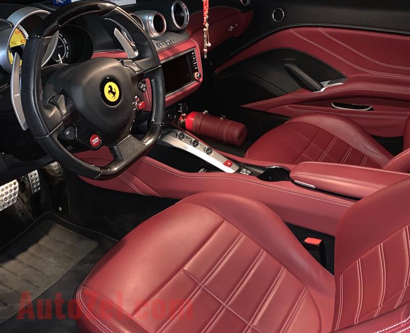Ferrari California T 