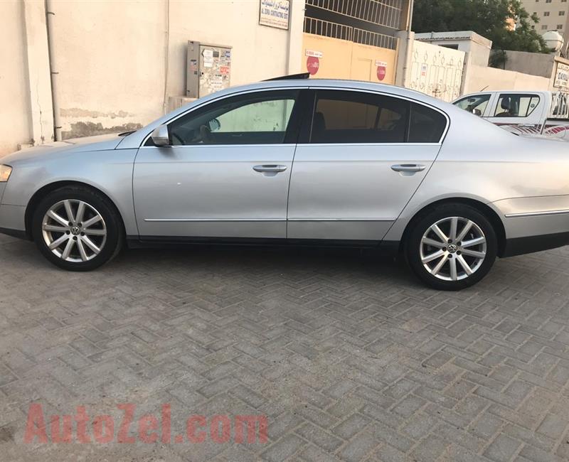 Volkswagen Passat TSI Turbo 2009 Model Gcc Specs Fully Loaded Options No1-First Owner/Car is in Excellent Condition&Very Clean