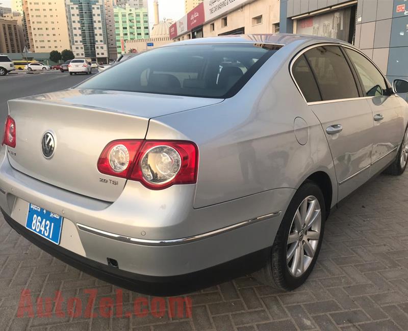 Volkswagen Passat TSI Turbo 2009 Model Gcc Specs Fully Loaded Options No1-First Owner/Car is in Excellent Condition&Very Clean