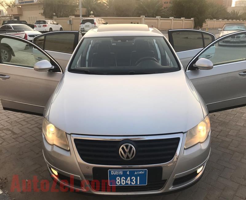 Volkswagen Passat TSI Turbo 2009 Model Gcc Specs Fully Loaded Options No1-First Owner/Car is in Excellent Condition&Very Clean