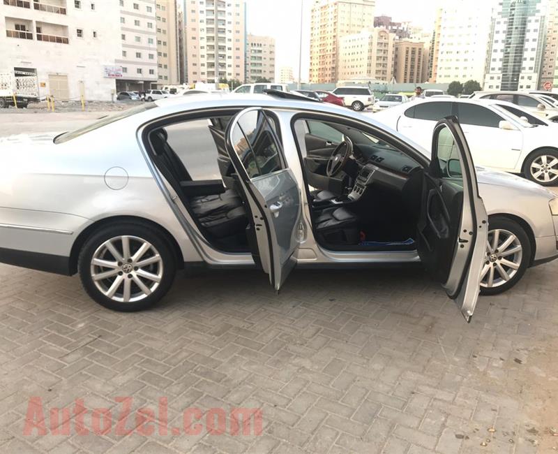 Volkswagen Passat TSI Turbo 2009 Model Gcc Specs Fully Loaded Options No1-First Owner/Car is in Excellent Condition&Very Clean