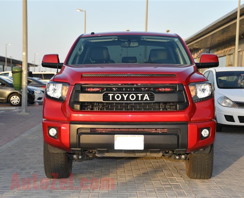 TOYOTA TUNDRA- 2017- RED- 30 000 KM- AMERICAN SPECS