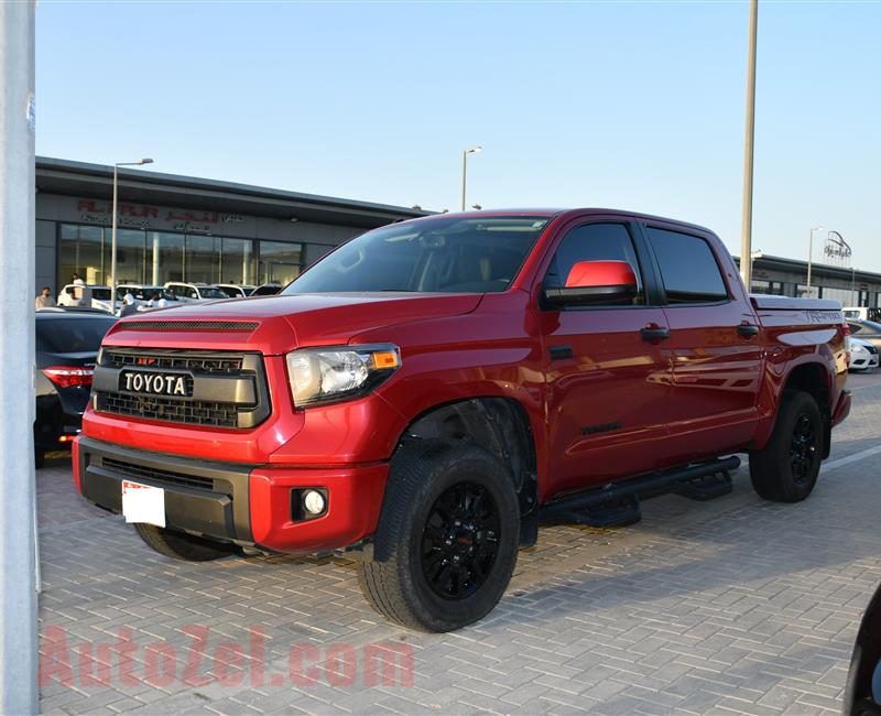 TOYOTA TUNDRA- 2017- RED- 30 000 KM- AMERICAN SPECS