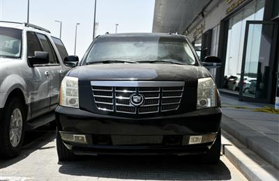 CADILLAC ESCALADE- 2008- BLACK- 200 000 KM- AMERICAN SPECS