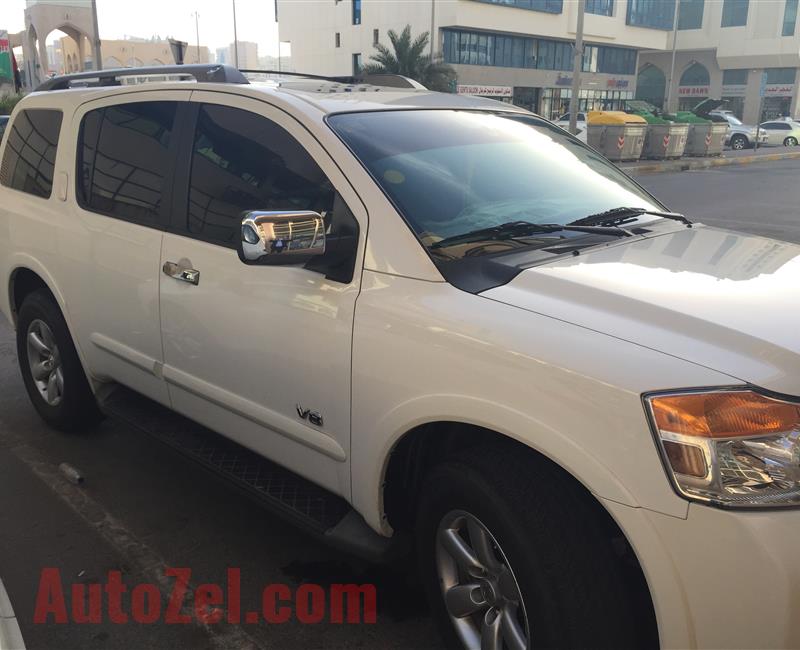 Nissan Armada 2012 very clean