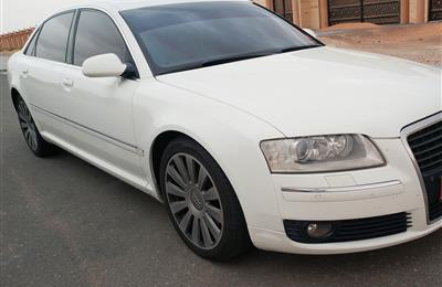 Audi a8L. 4.2V8