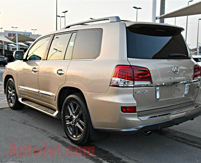 LEXUS LX570 SPORT MODEL 2010 - GOLD - 190,000 KM - V8 - GCC 