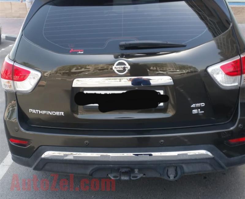 Nissan Pathfinder SL 2015