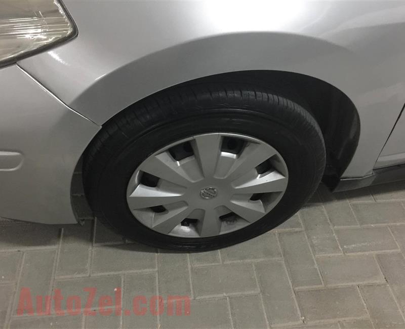 Nissan Tida/Versa Sedan 1.8 2011 Urgent Sale