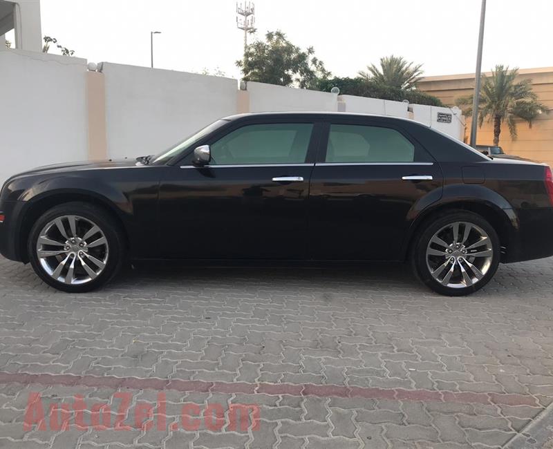 Chrysler 300-C Model 2010 Year Fully Automatic Mid Options No-2 Single Owner Imported Car is in Excellent Condition&Very Neat&Super Clean