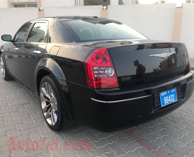 Chrysler 300-C Model 2010 Year Fully Automatic Mid Options No-2 Single Owner Imported Car is in Excellent Condition&Very Neat&Super Clean