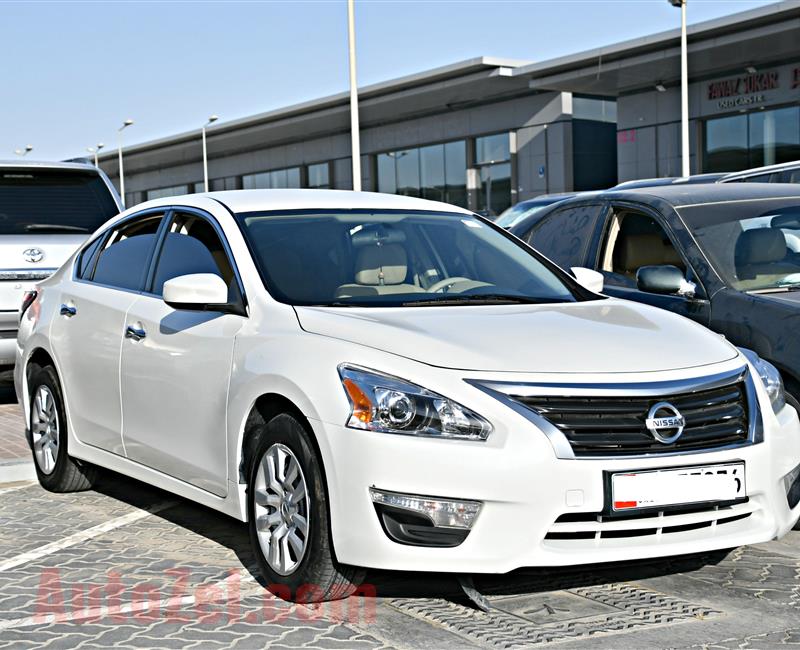 NISSAN ALTIMA MODEL 2015 - WHITE - 112,000 KM - V4 - GCC 