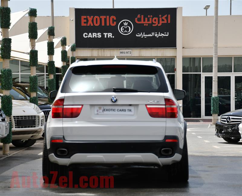 BMW X5 4.8i - AED 32,000