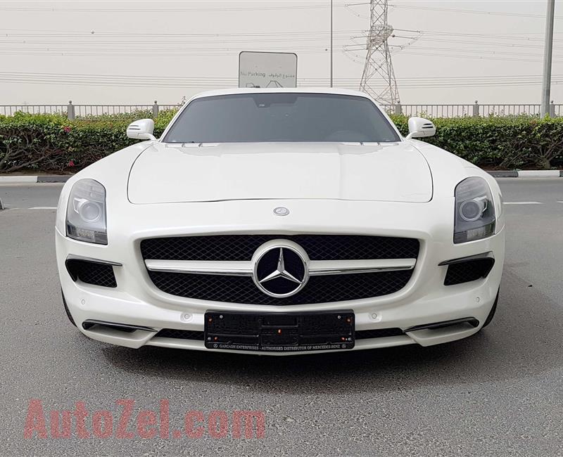 MERCEDES-BENZ SLS, V10- 2011- WHITE- 86 000 KM- GCC