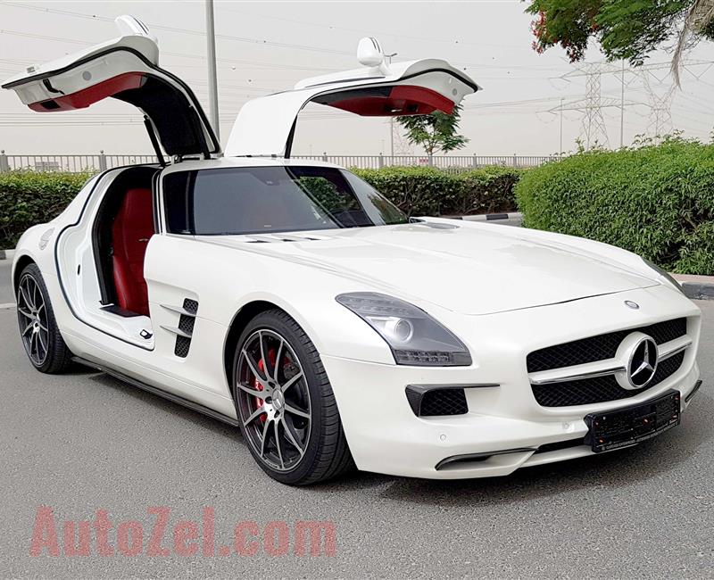 MERCEDES-BENZ SLS, V10- 2011- WHITE- 86 000 KM- GCC