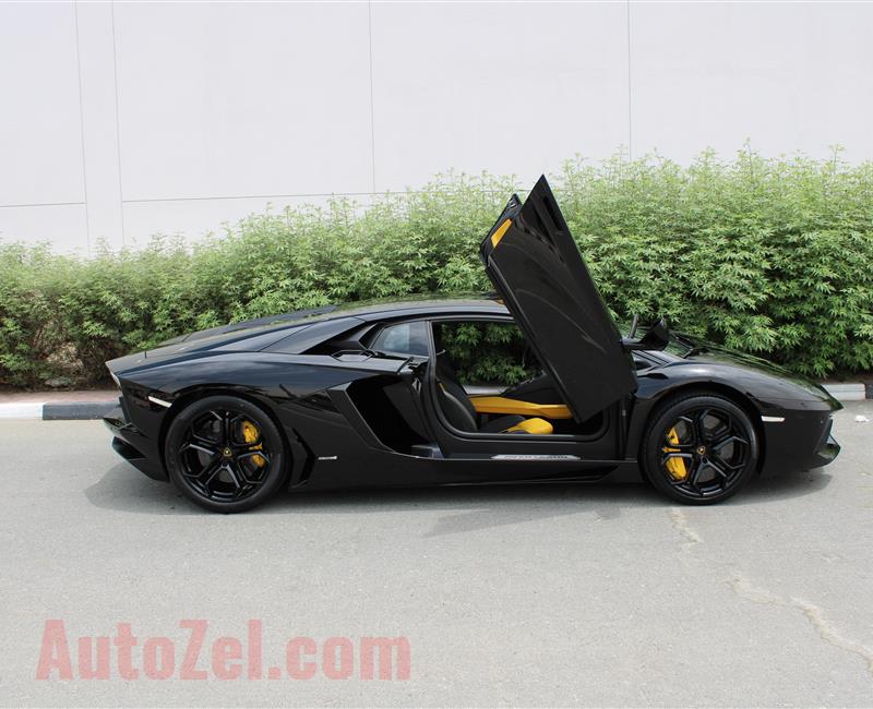 LAMBORGHINI AVENTADOR LP700-4, V12- 2013- BLACK- 22 000 KM- GCC