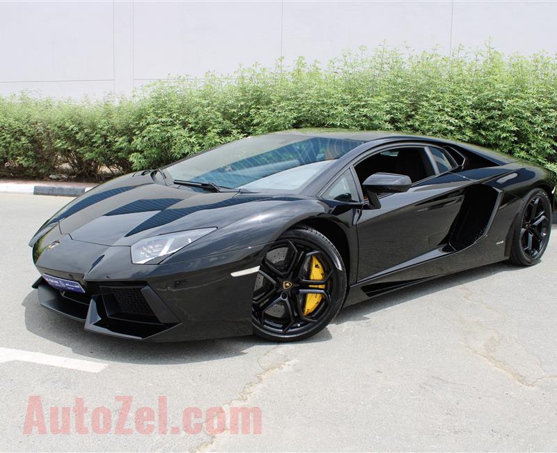 LAMBORGHINI AVENTADOR LP700-4, V12- 2013- BLACK- 22 000 KM- GCC