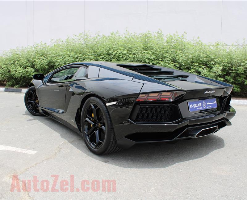 LAMBORGHINI AVENTADOR LP700-4, V12- 2013- BLACK- 22 000 KM- GCC