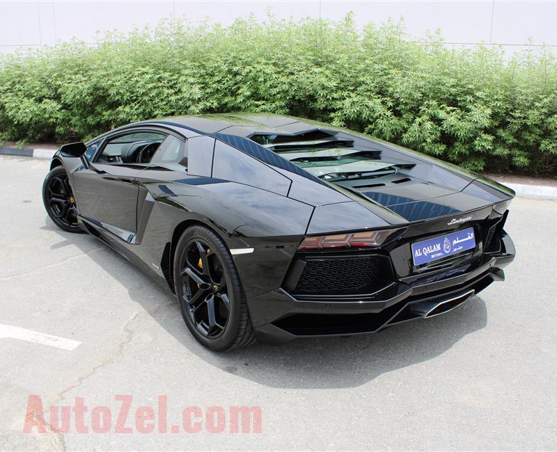 LAMBORGHINI AVENTADOR LP700-4, V12- 2013- BLACK- 22 000 KM- GCC