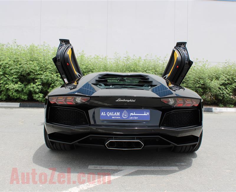 LAMBORGHINI AVENTADOR LP700-4, V12- 2013- BLACK- 22 000 KM- GCC