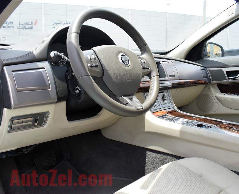 JAGUAR XF, V8- 2009- GREY- 154 000 KM- GCC