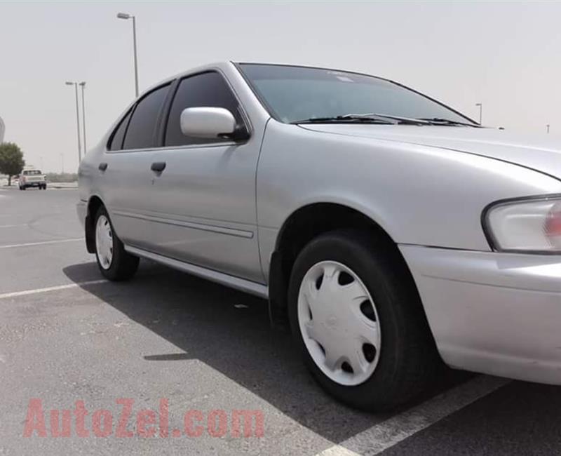 Nissan Sunny 