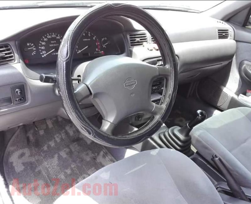 Nissan Sunny 