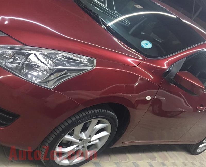 1.8 nissan tiida 2014