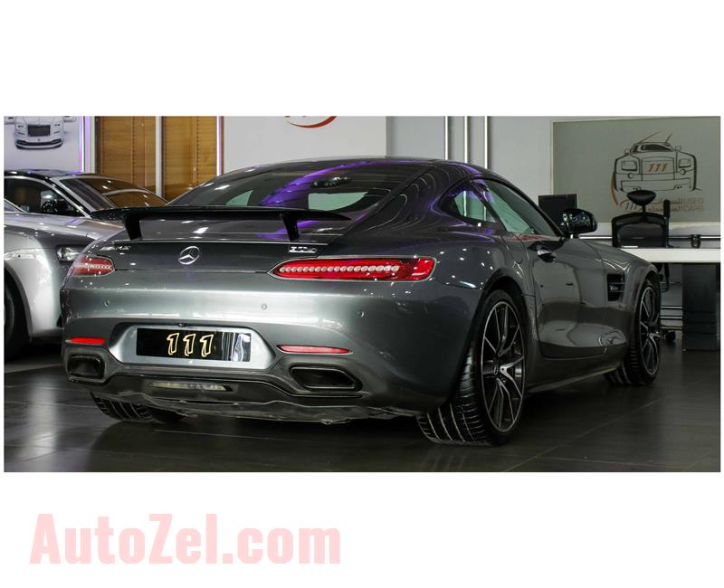 Mercedes-Benz AMG GT S / 4.0 Liter - Twin Turbo V8