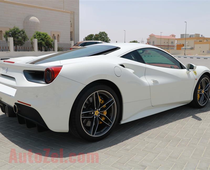 FERRARI 488- 2017- WHITE- 7 600 KM- GCC SPECS