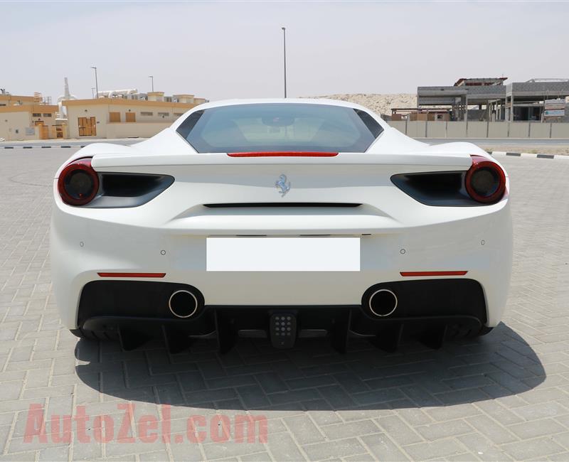 FERRARI 488- 2017- WHITE- 7 600 KM- GCC SPECS