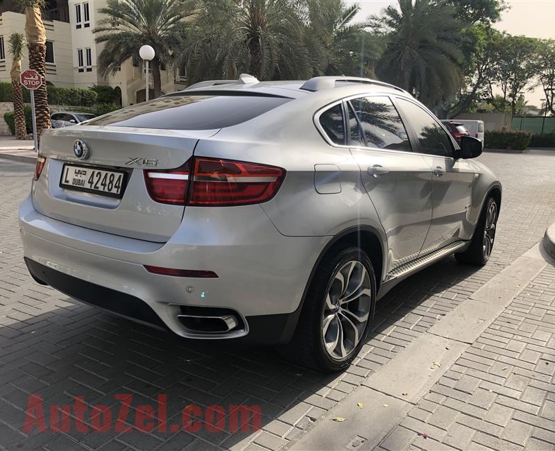 BMW X6 50i V8 with Extended service plan till 2024