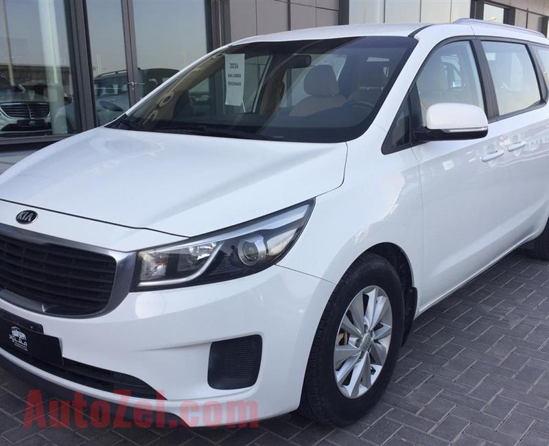 KIA CARNIVAL- 2016- WHITE- 95 000 KM- GCC SPECS