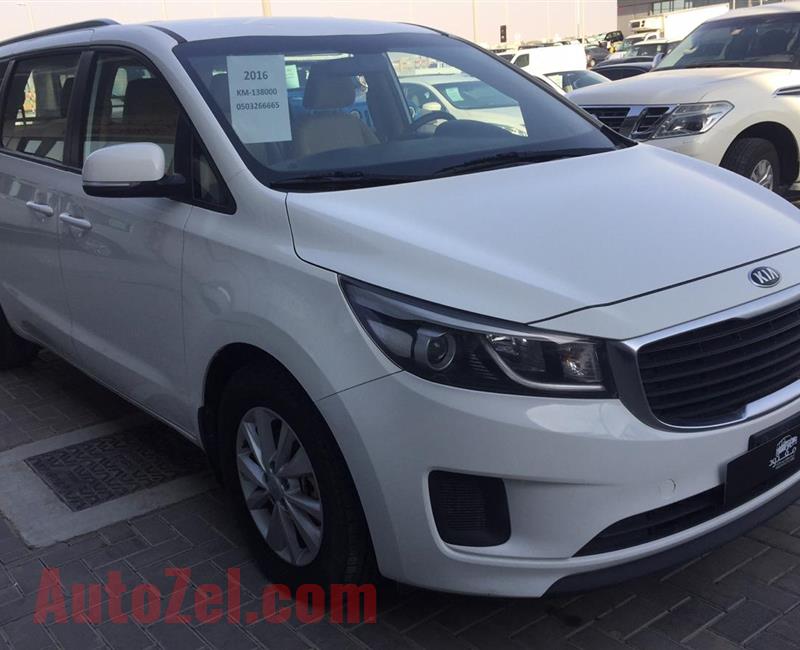 KIA CARNIVAL- 2016- WHITE- 95 000 KM- GCC SPECS