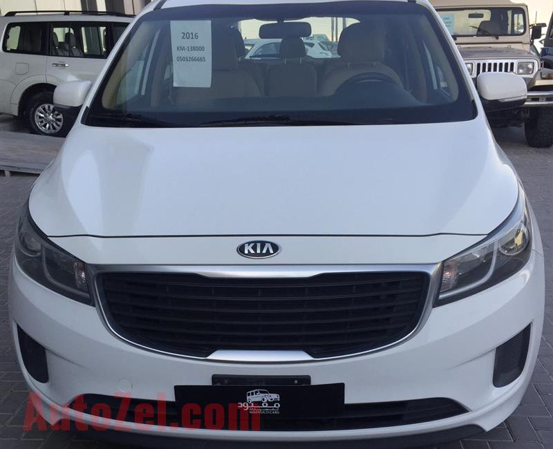 KIA CARNIVAL- 2016- WHITE- 95 000 KM- GCC SPECS