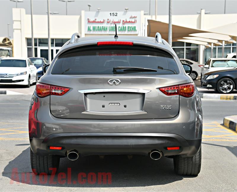 INFINITI FX35 FULL OPTION  MODEL 2010 - GOLD - 187,000 KM - V8 - GCC 