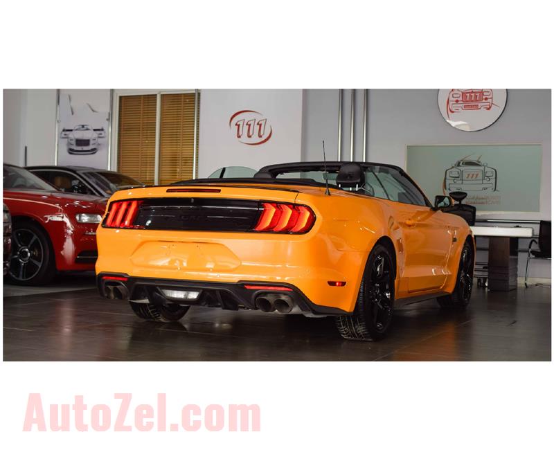 Ford Mustang 5.0 - V8 / Soft Top Convertible