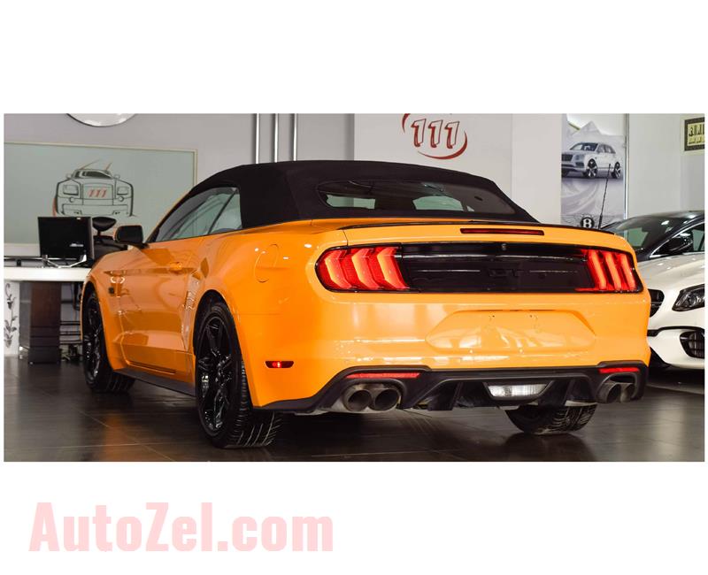 Ford Mustang 5.0 - V8 / Soft Top Convertible